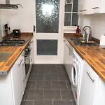 Leeds Lodge